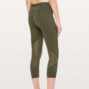 Lululemon Pace Rival Crop *Full-On Luxtreme 22"